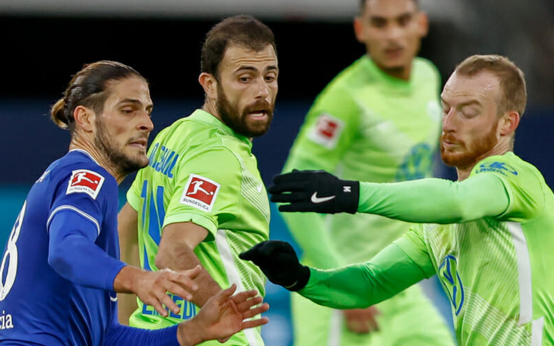 Soi kèo Schalke 04 vs Wolfsburg, 02:30 ngày 11/2 | Bundesliga